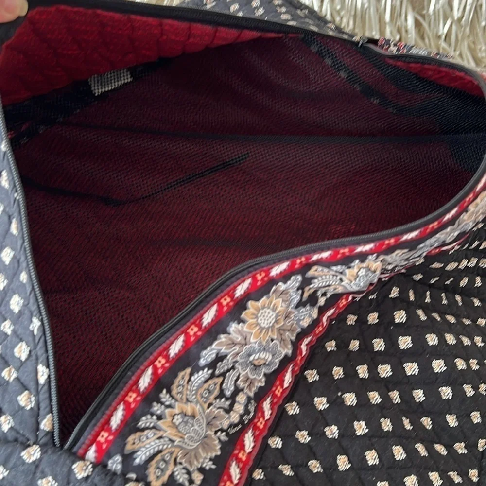 Vintage VERA BRADLEY Classic Black Travel Hanging Garment  Bag Red White Floral